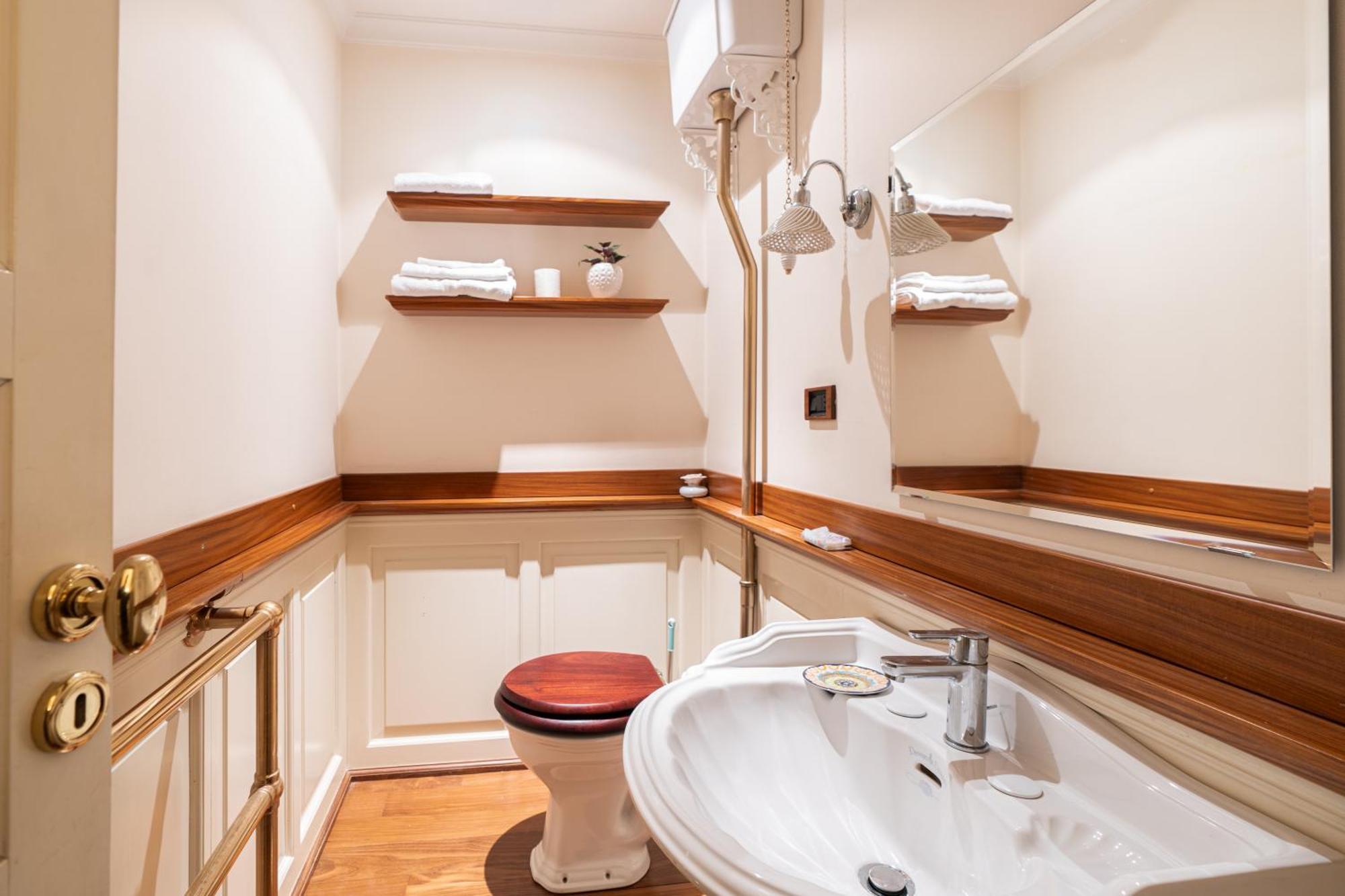 B&B Frida Suite Home Trani Dış mekan fotoğraf